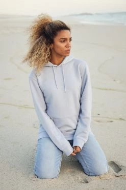 Om & Ah London - US "Family Is Everything" Premium Hoodie Hoodies