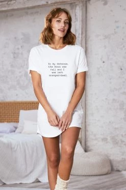 Om & Ah London - US "Full Moon" Bed Tee