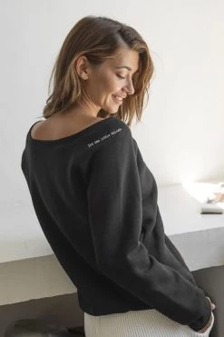 Om & Ah London - US "Little Things" Cozy Pullover NEW ARRIVALS