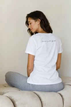 Om & Ah London - US "Never Look Back" Short Sleeve Tee Short Sleeve Tees