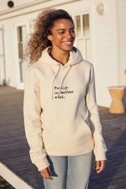 Om & Ah London - US "Family No Matter What" Premium Hoodie Hoodies