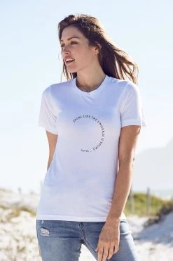 Om & Ah London - US Short Sleeve Tees