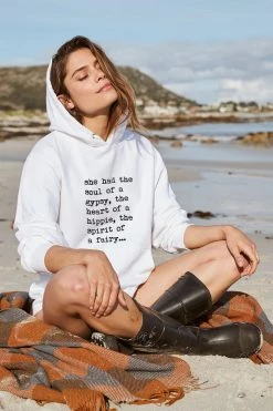 Om & Ah London - US Hoodies "Heart Of A Hippie" Premium Hoodie