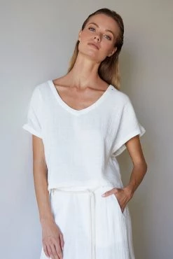 Buddha Wear Retreat Top Luxury Collection