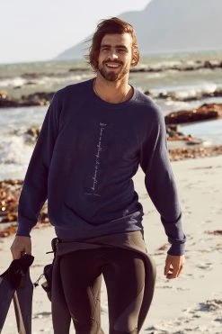 Om & Ah London - US "Love Is Everything" Unisex Sweater