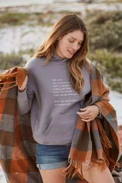 Om & Ah London - US Hoodies