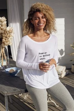 Om & Ah London - US "Family - No Matter What" Long Sleeve Tee NEW ARRIVALS