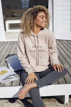 Om & Ah London - US NEW ARRIVALS