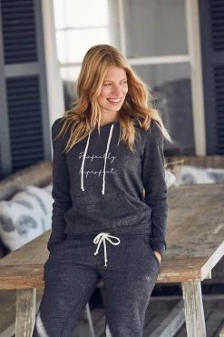 Om & Ah London - US "Perfectly Imperfect" Lounge Hoodie
