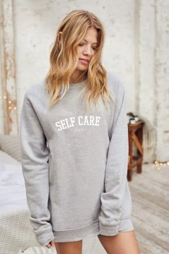 Om & Ah London - US "Self-Care" Relaxed Sweater Sweaters