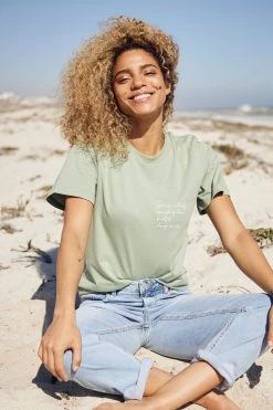 Om & Ah London - US Short Sleeve Tees